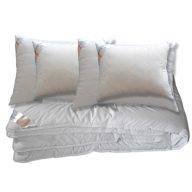   Billerbeck Hanna kétszemélyes téli garnitúra (paplan, nagypárna, kispárna), 1 db  200x220 + 2 db 70x90 + 2 db 40x50 cm (1630 g) 